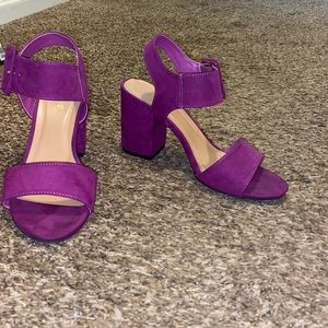 purple/magenta chunky heels with cute stitching